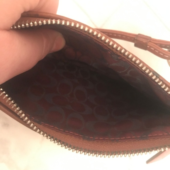 Coach Wristlet - Picture 6 of 6